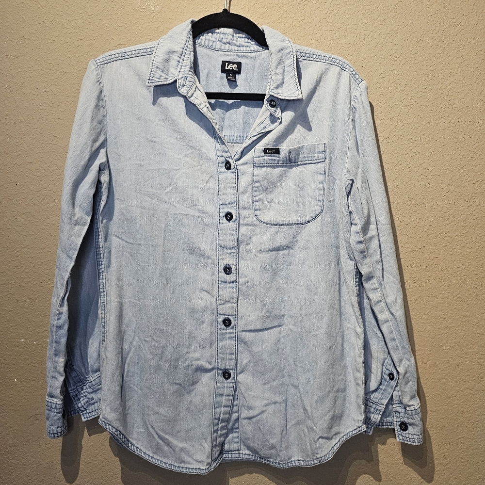 Lee Casual Light Denim Blue Shirt Size Small